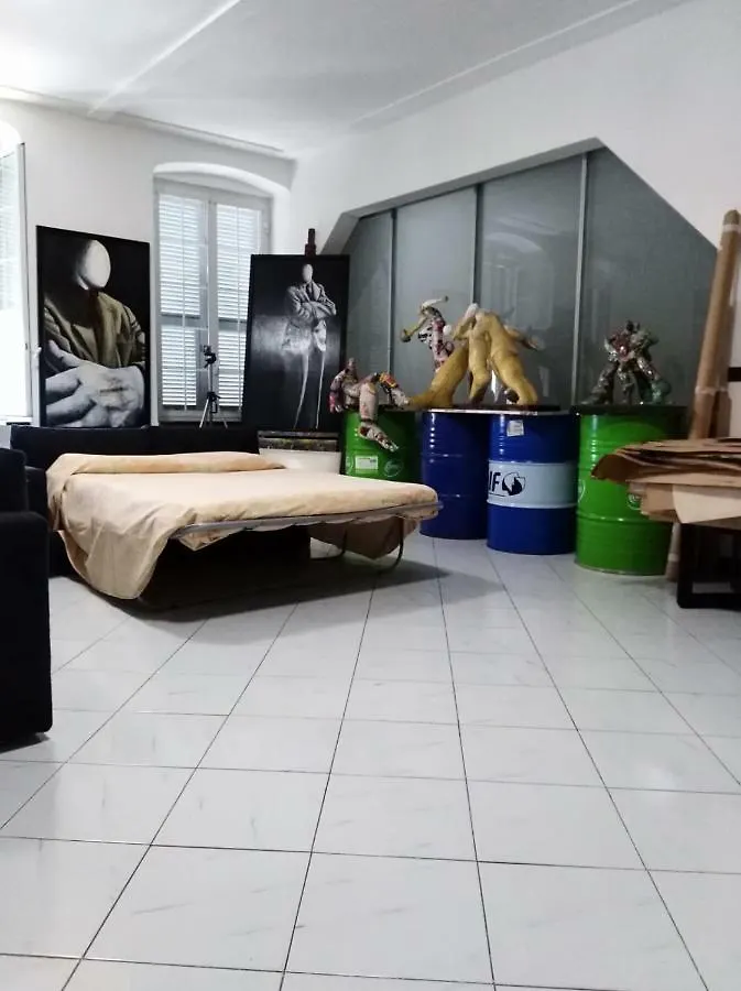 Stanza D'Artista Apartment Genoa